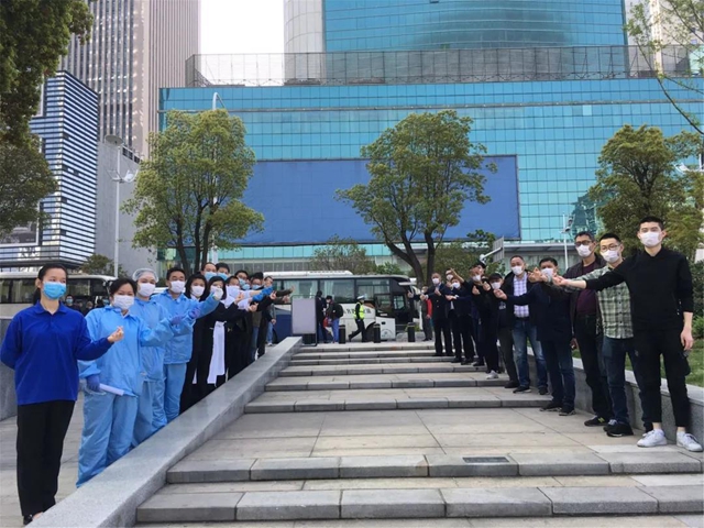 回来了!西南医大附院的战疫英雄们回川了!(图10) 回来了!西南医大附院的战疫英雄们回川了!(图10)