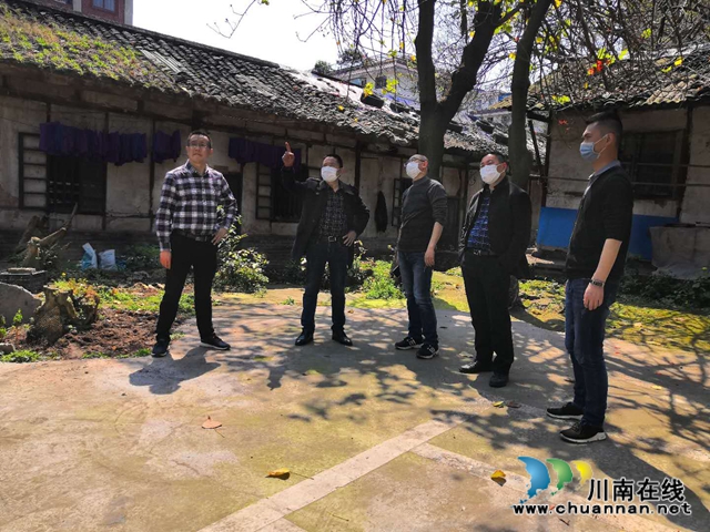 龙马潭区重点项目督导小组调研小市街道棚改工作(图2) 龙马潭区重点项目督导小组调研小市街道棚改工作(图2)