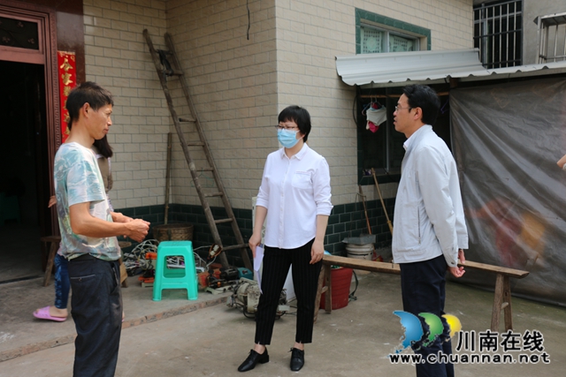 陈佳到泸县潮河镇督导脱贫攻坚工作(图1)