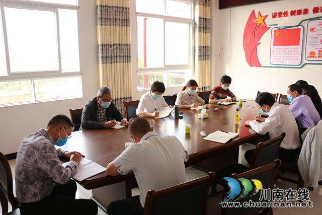 陈佳到泸县潮河镇督导脱贫攻坚工作(图4)