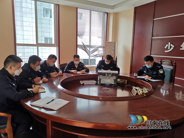 古蔺县人民法院司法警察大队组织学习警务实务(图1)