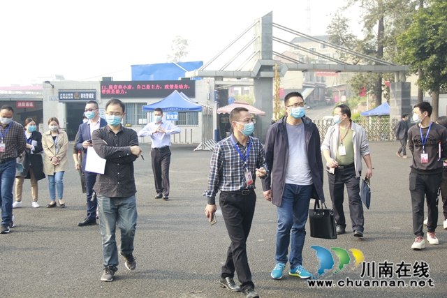 泸县建校开学复课准备工作接受县级评估检查(图15)