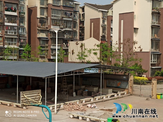 江阳区茜草街道彭湾社区：便民菜场进社区 创城惠民解民情(图1)