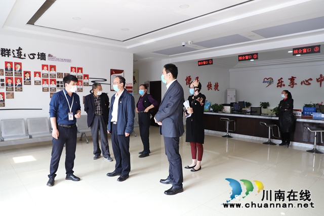 泸州市委老干部局到泸县玉蟾街道调研老干部工作(图2)