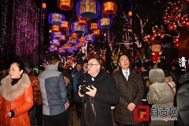 千里同好 自贡向法国盖亚克市捐赠2万个口罩(图3)