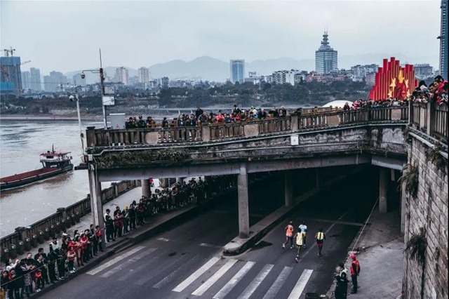 快来开启你的2020宜宾马拉松！奖牌已经给你准备好了(图4)