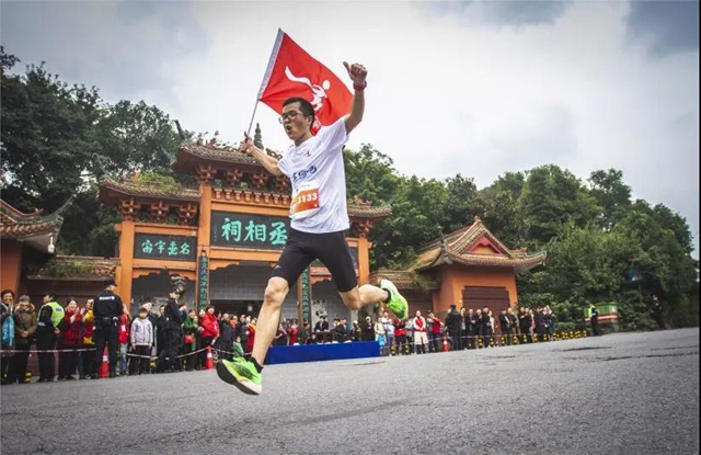 快来开启你的2020宜宾马拉松!奖牌已经给你准备好了(图6) 快来开启你的2020宜宾马拉松!奖牌已经给你准备好了(图6)
