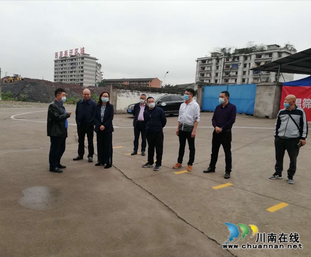 江阳区教体局到茜草街道开展开学复课准备工作评估检查(图1)