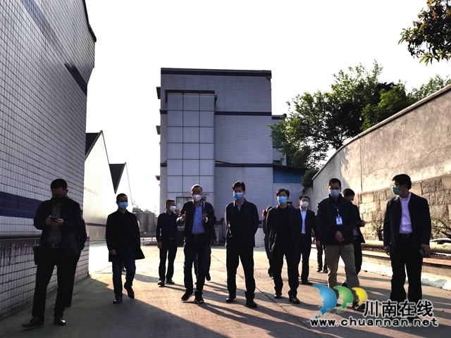 农发行四川省分行到泸县立石镇考察联源酒业发展情况(图3)
