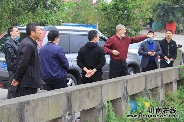 杨怀清到泸县云龙镇督导河长制暨环保工作(图1)