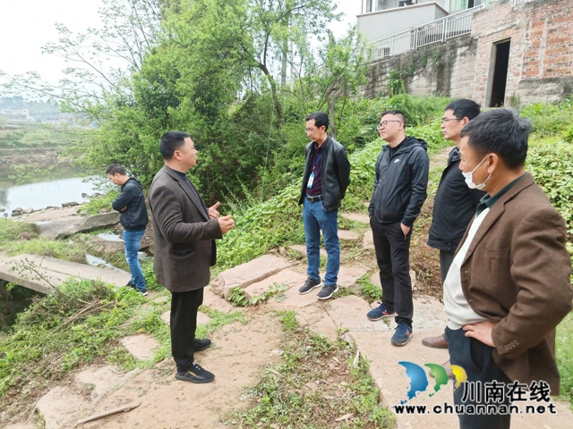 章磊率队督导龙溪河立石段河长制工作(图3)