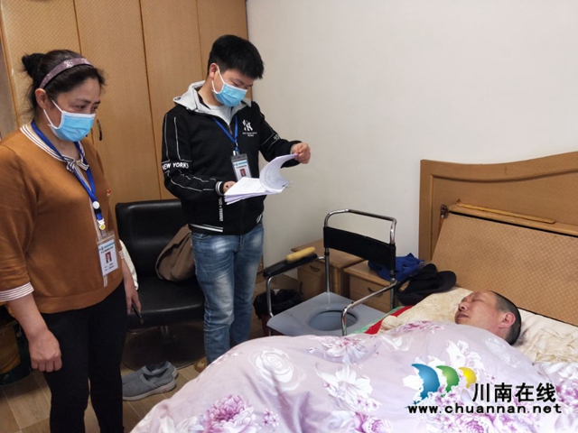 泸县玉蟾街道开展低保提标入户核查工作(图2)