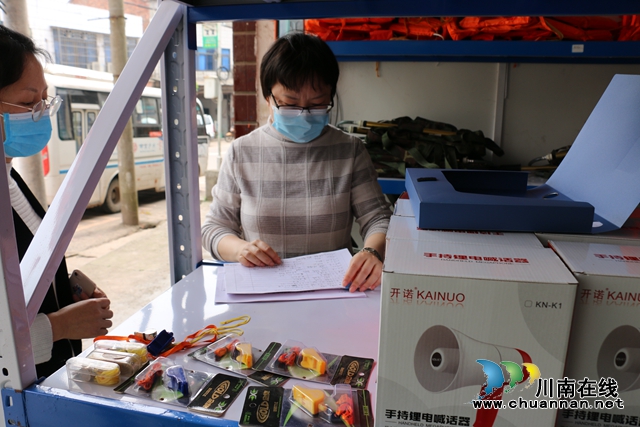 陈佳到泸县潮河镇督导脱贫攻坚、森林防火等重点工作(图4)