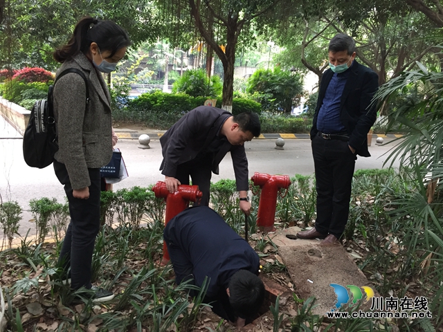 江阳区华阳街道开展清明节前安全大检查(图1) 江阳区华阳街道开展清明节前安全大检查(图1)