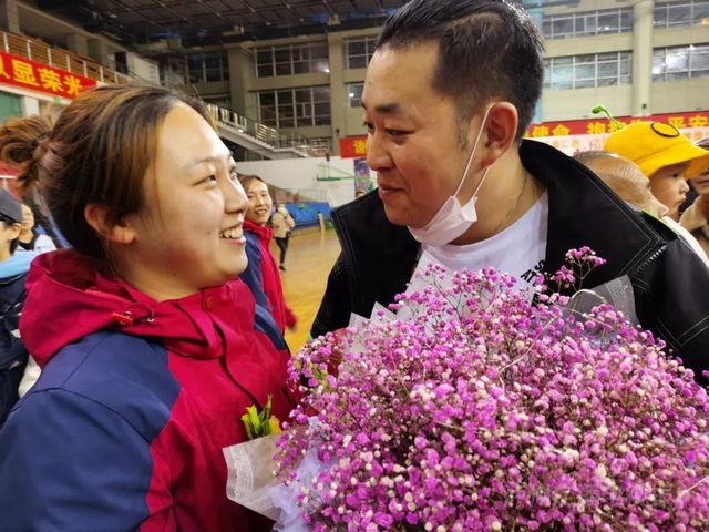 【55位英雄抵泸】风雨兼程，我们回家了！(图33)