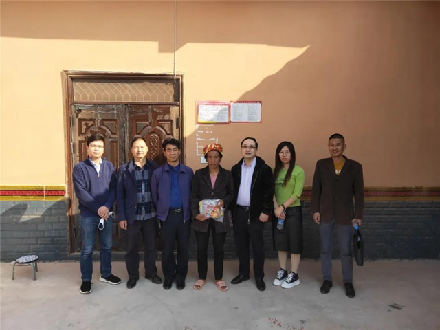 【脱贫攻坚】西南医大附院:送健康送温暖,还送去了一趟精心准备的课!(图5) 【脱贫攻坚】西南医大附院:送健康送温暖,还送去了一趟精心准备的课!(图5)