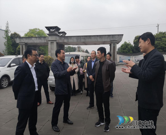 合江县副县长宋远平调研食品生产企业复工复产(图1) 合江县副县长宋远平调研食品生产企业复工复产(图1)