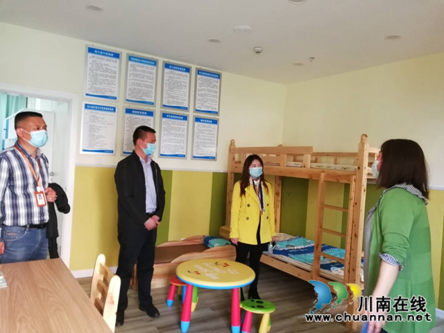 龙马潭区红星街道开展2020年春期校园及周边环境综合治理专项行动(图2)