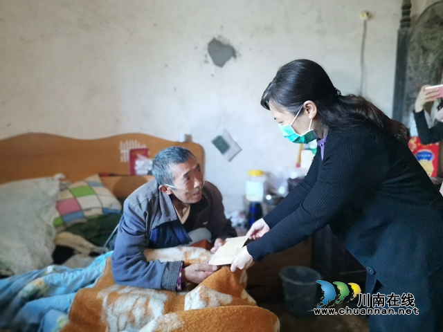 泸州市残联走访慰问泸县受疫情影响的困难残疾群众(图1)