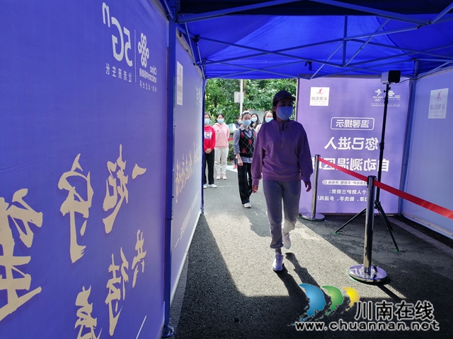 龙马潭区玉带河学校开展新冠肺炎疫情防控开学前演练(图3)