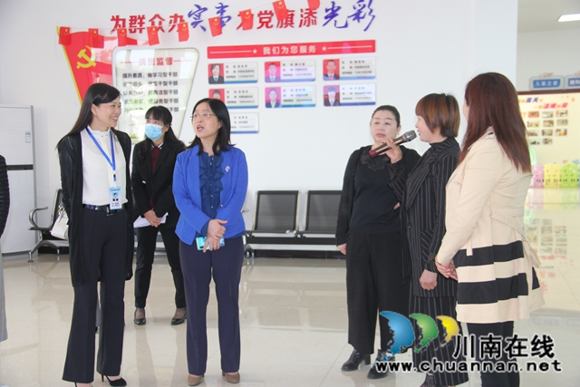 泸州市妇联主席刘瑶带队调研泸县云龙镇妇女儿童工作(图1)