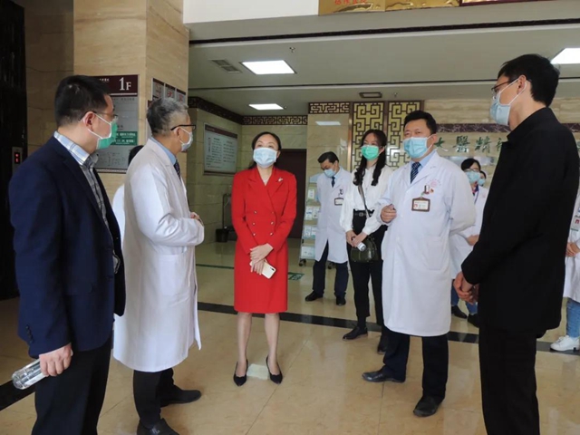 泸州市卫健委主任涂曲平调研民营中医医疗机构发展(图1)