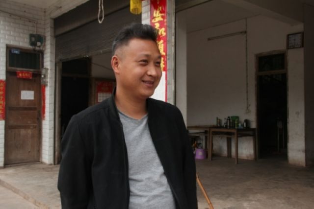 援建雷神山医院的宜宾小伙：上千人喊着号子一起施工(图1)