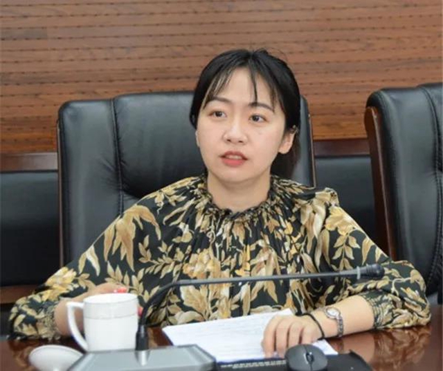 江阳法院“法官沙龙” 讨论学习新民事诉讼证据规定(图10)