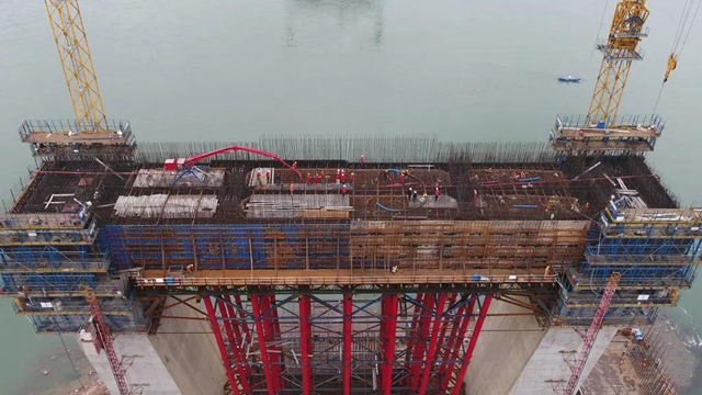 宜宾临港长江大桥迎来关键性进展(图3) 宜宾临港长江大桥迎来关键性进展(图3)