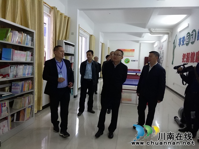 张正平带队到泸县云龙镇调研工会阵地建设工作(图2)