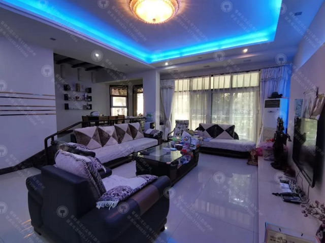 速度围观!龙马潭法院即将拍卖:奥迪轿车、成都写字楼loft、泸州住宅……(图17) 速度围观!龙马潭法院即将拍卖:奥迪轿车、成都写字楼loft、泸州住宅……(图17)