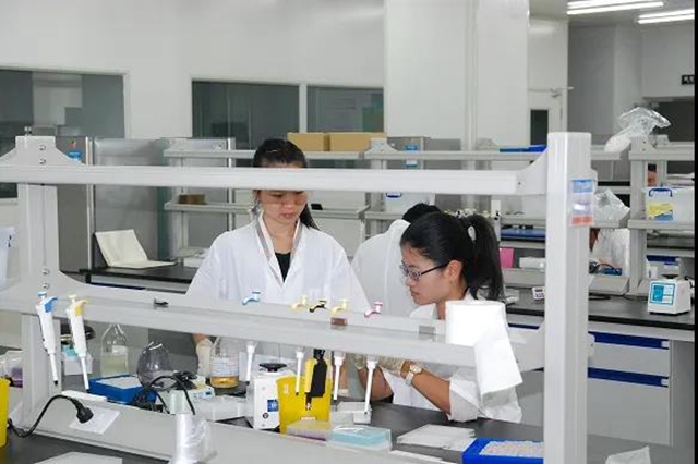 首个国产宫颈癌疫苗正式进入市场流通环节,可以预约接种了!(图2) 首个国产宫颈癌疫苗正式进入市场流通环节,可以预约接种了!(图2)