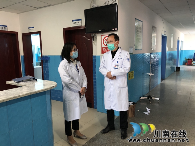 泸州市人民医院多学科专家到太伏镇举行义诊活动(图4)