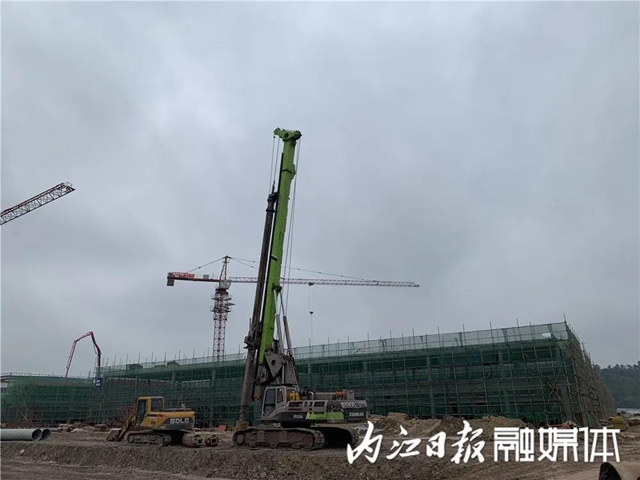 出海!出海!内江造了几艘“航空母舰”(图9) 出海!出海!内江造了几艘“航空母舰”(图9)