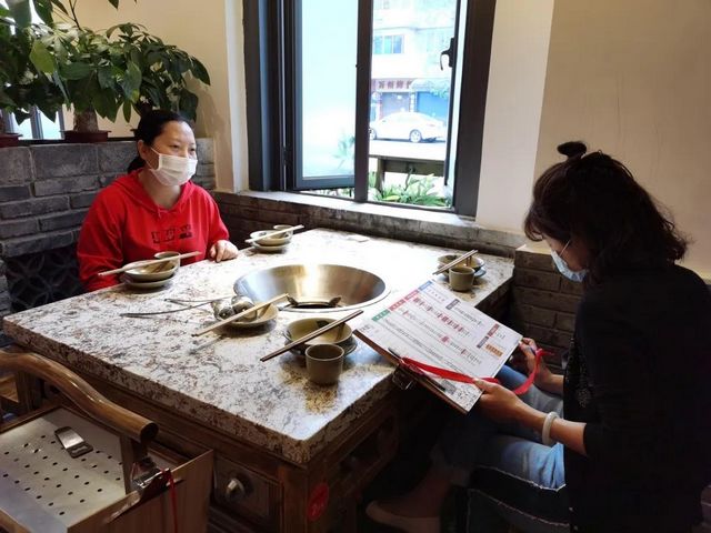 内江用餐“新风尚”，这两样东西必不可少(图3)