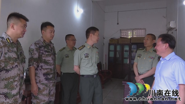 泸州军分区走访慰问合江县受疫情影响困难群众(图6)