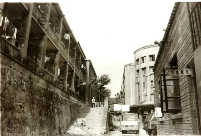 【70年·时移境迁】西南医大附院的这几个门诊部，勾起您多少回忆呢？(图6)