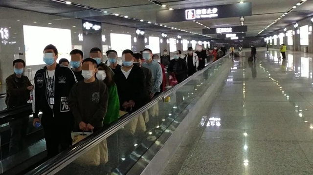 纳溪公安破获一起网络赌博案 抓获13名嫌疑人(图5) 纳溪公安破获一起网络赌博案 抓获13名嫌疑人(图5)