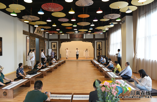 翠屏区政协主席：泸州楠域奇缘博藏馆令人震撼！(图8)