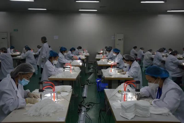 飘洋过海！4.8万只“内江造”口罩捐赠法国、德国、日本、西班牙......(图7)