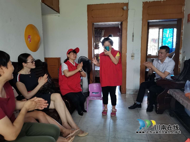 泸县：助残日，志愿者黄蓉一家这样度过(图4)