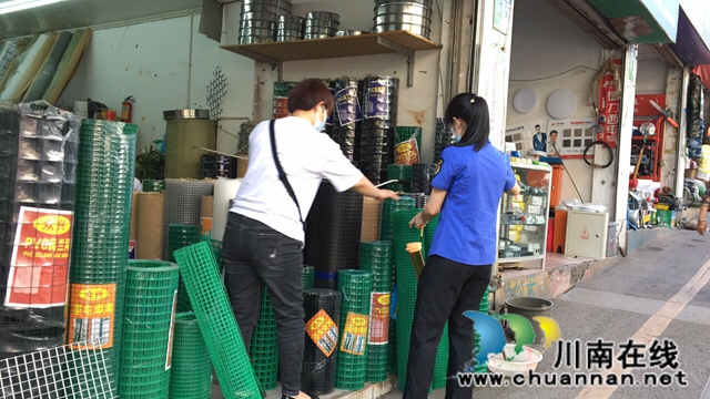 龙马潭区小市街道持续开展市容秩序集中整治