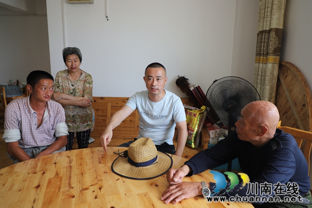 泸县玉蟾街道督导环境保护、森林防灭火、安全稳定等当前重点工作(图9)