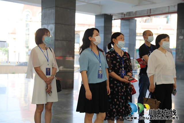 江阳区华阳街道政协委员联络组开展2020年视察调研活动
