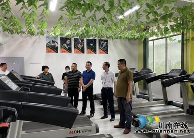 合江县总工会到四川三河职业学院开展职工之家检查验收