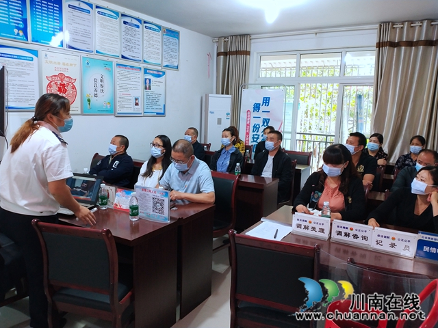 江阳区茜草街道黎明社区党支部开展消防安全主题党日活动