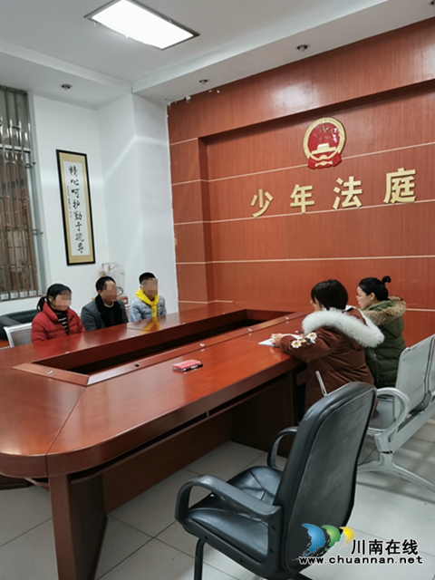 纳溪：“变魔术”引发双方殴斗 少年“魔术师”被判刑