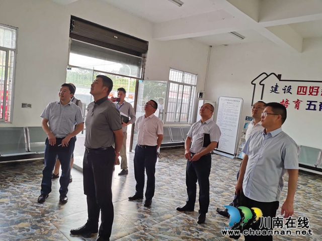 肖刚到泸县百和镇督导脱贫攻坚工作(图1)