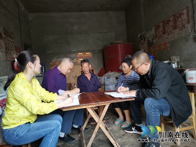 脱贫攻坚 泸县玄滩镇龙凤村飞来“金凤凰”(图2) 脱贫攻坚 泸县玄滩镇龙凤村飞来“金凤凰”(图2)