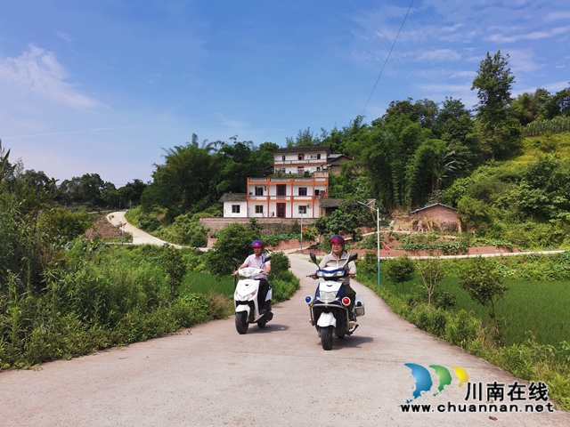 泸县玄滩镇涂场村:驻村帮扶,他让贫困村变为乡村振兴示范村(图4) 泸县玄滩镇涂场村:驻村帮扶,他让贫困村变为乡村振兴示范村(图4)